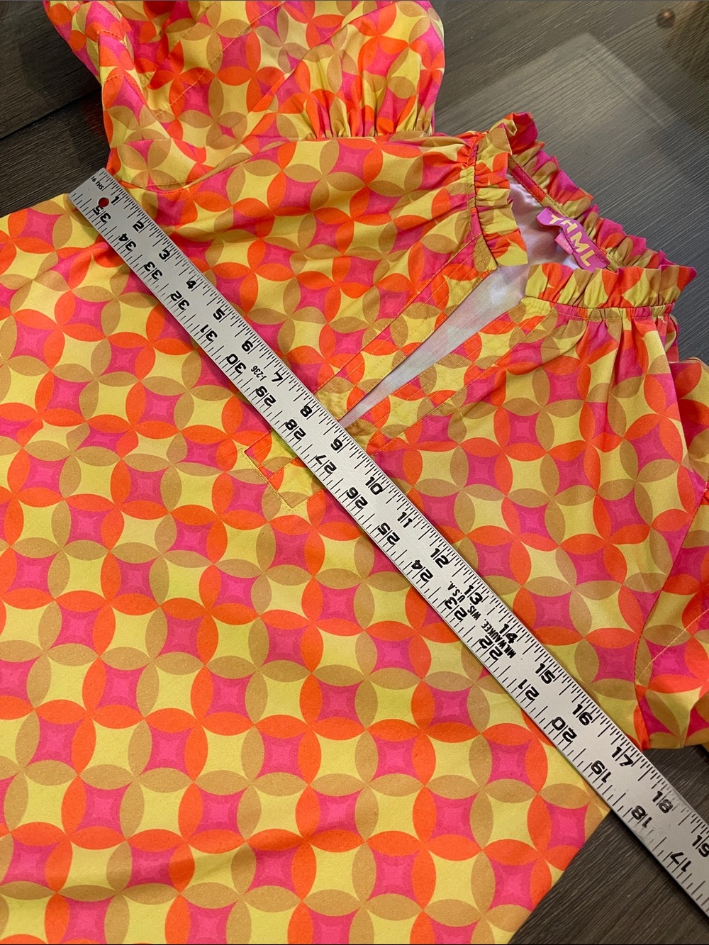 THML Yellow Abstract Split Neck
Printed Puff Short Sleeve Top Size XS - Picture 10 of 14